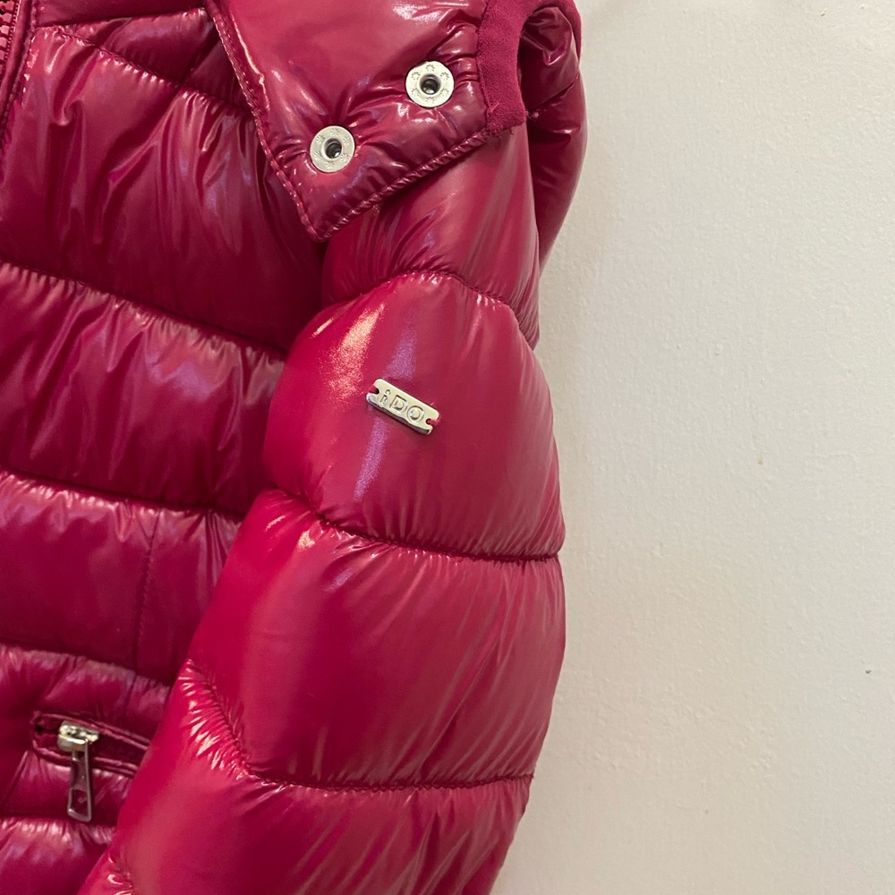 Coat - Picture 5 of 7